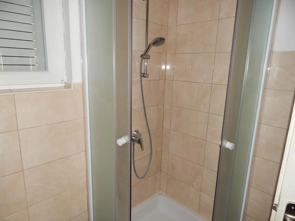 Apartment Saric Sukošan
