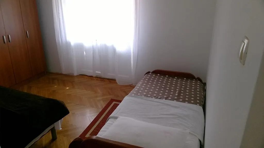 Apartment Saric Sukošan 0*,