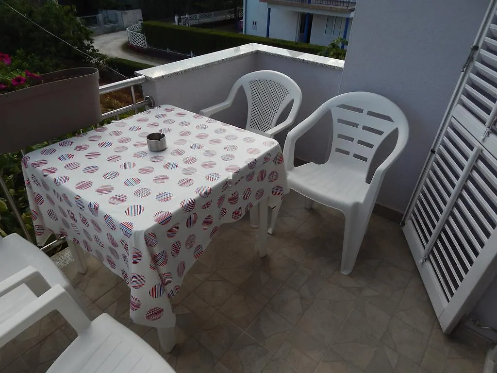 Apartment Saric Sukošan